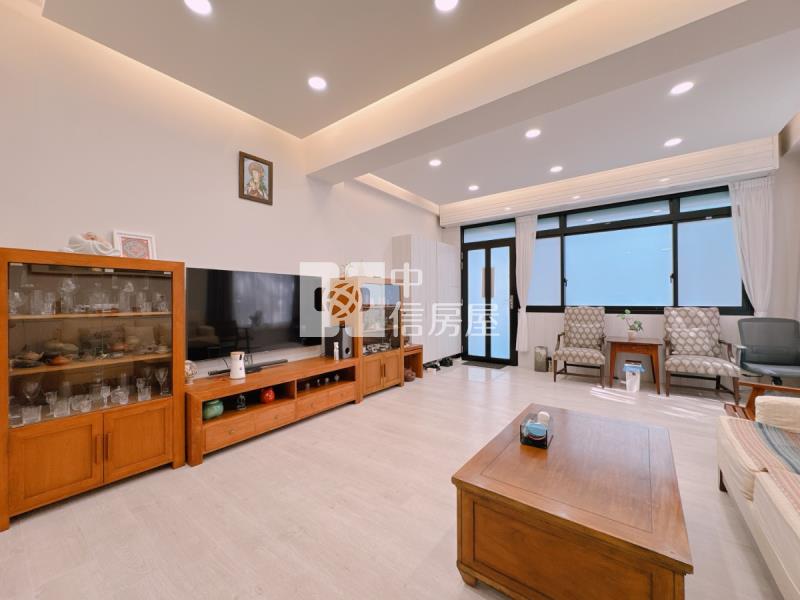 文化中心 電梯別墅房屋室內格局與周邊環境