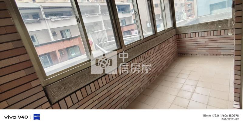 安平區1+2+3樓平車金店住房屋室內格局與周邊環境