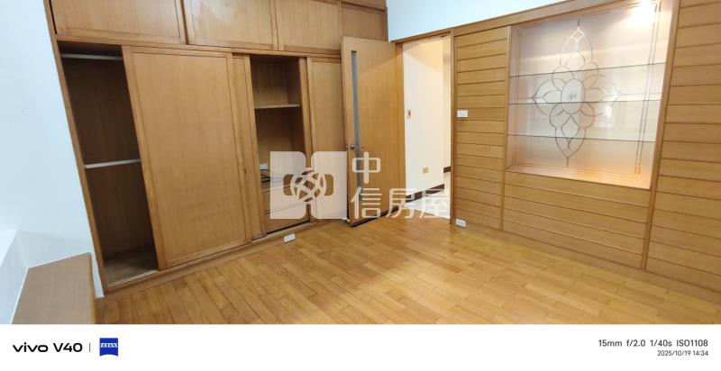 安平區1+2+3樓平車金店住房屋室內格局與周邊環境