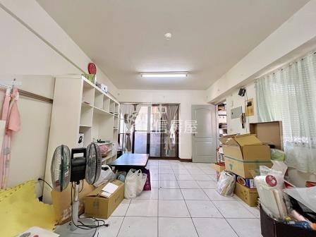 楠梓台積宅三房大樓房屋室內格局與周邊環境