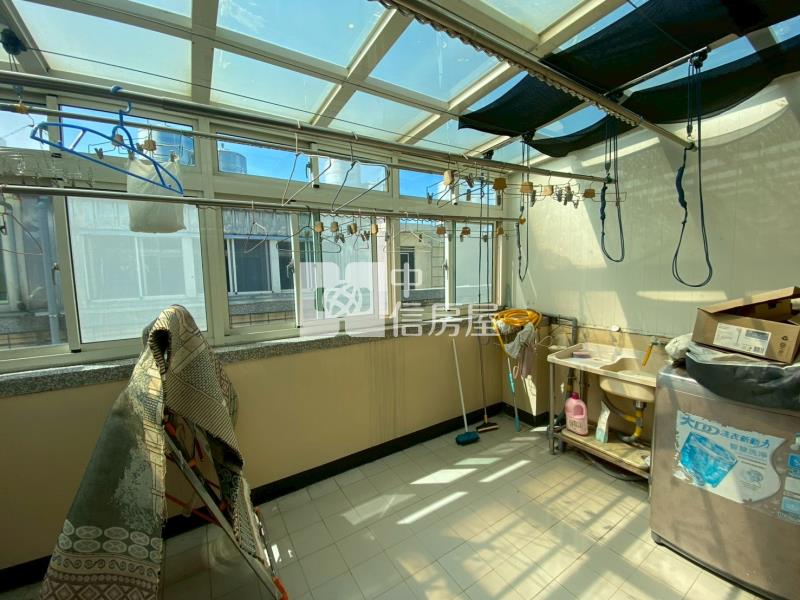 66旁過嶺商圈雙車位美別墅房屋室內格局與周邊環境