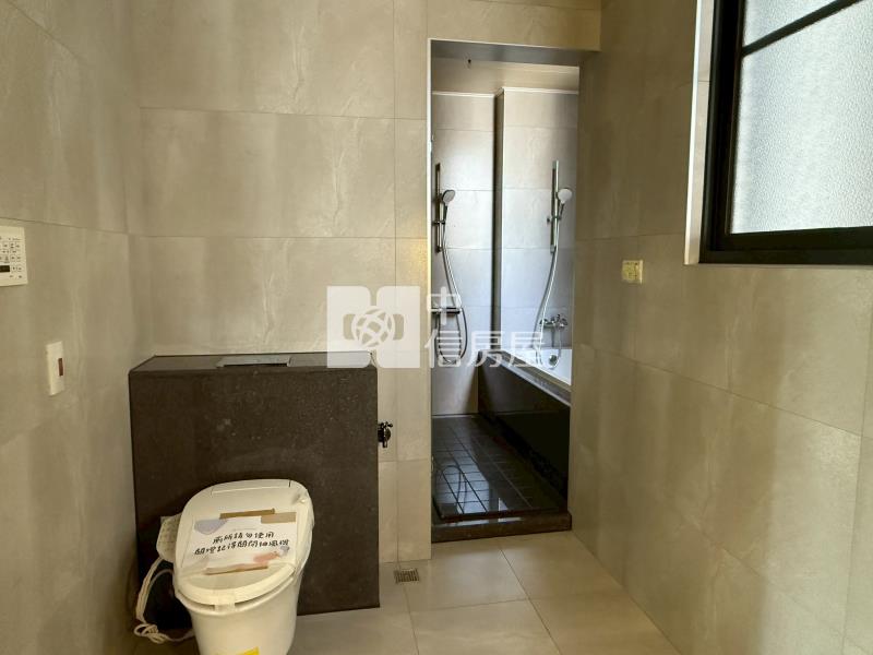 北屯南興公園旁★面寬7.2米電梯別墅房屋室內格局與周邊環境