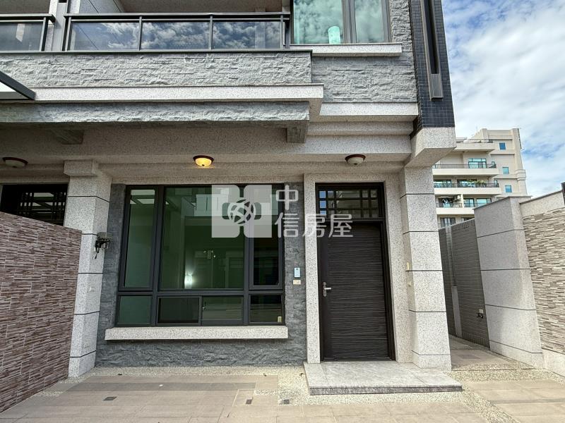 北屯南興公園旁★面寬7.2米電梯別墅房屋室內格局與周邊環境