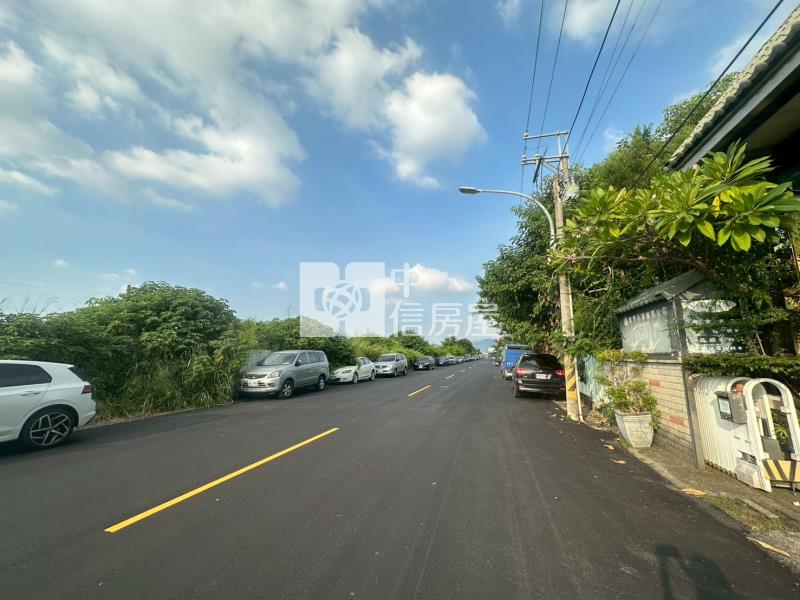 大里稀有11米大面寬挑高大地坪三照廠住房屋室內格局與周邊環境
