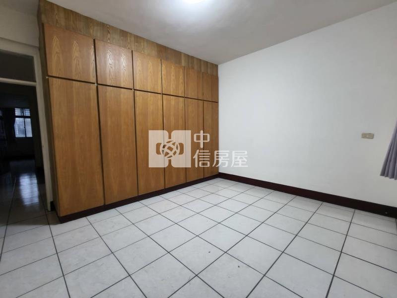 平鎮國高中六房大透天房屋室內格局與周邊環境