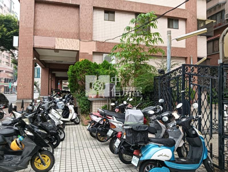 建工商圈高科大低總價四房房屋室內格局與周邊環境