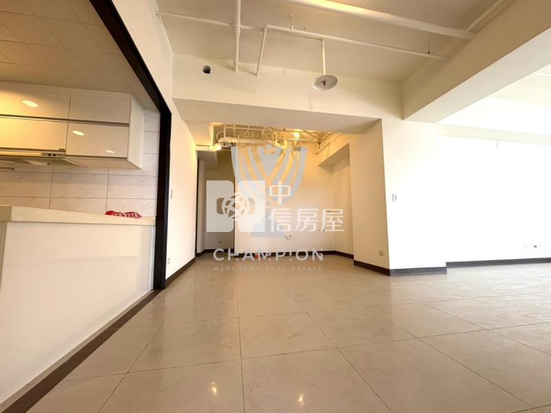 【冠軍】城上城最大戶全新未住房屋室內格局與周邊環境