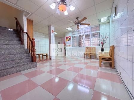 屏東房屋-屏東市中正路面寬孝親透天房屋室內格局與周邊環境