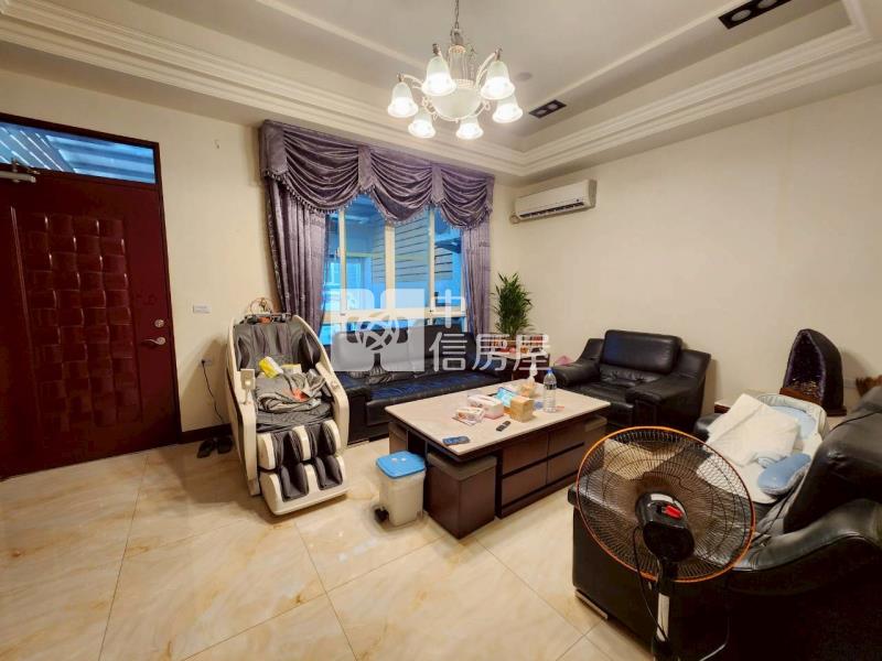 A1-47大車庫有電梯別墅房屋室內格局與周邊環境