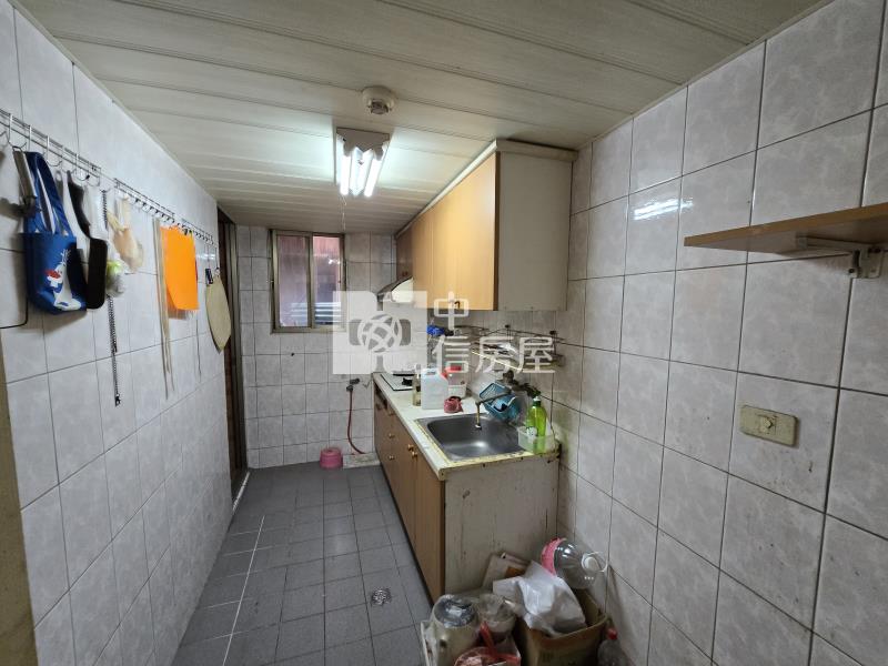 中壢高中電梯3房平面車位房屋室內格局與周邊環境