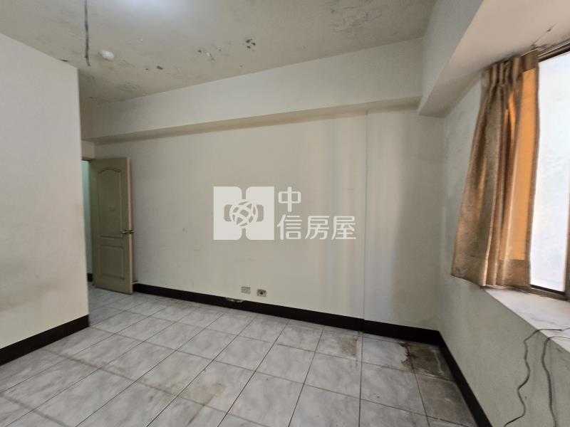 中壢高中電梯3房平面車位房屋室內格局與周邊環境