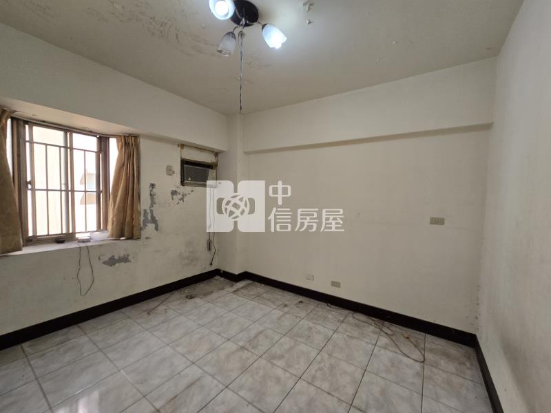 中壢高中電梯3房平面車位房屋室內格局與周邊環境