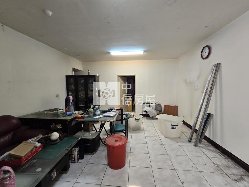 中壢高中電梯3房平面車位房屋室內格局與周邊環境