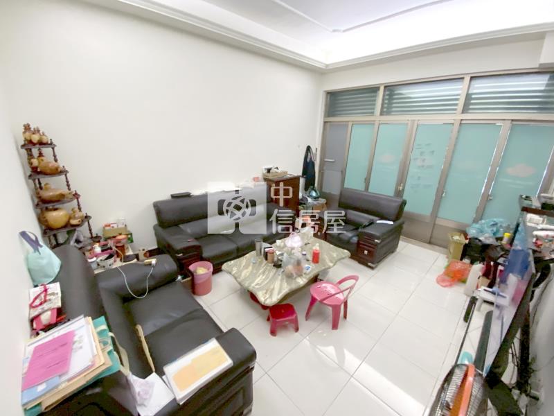 東寶透天厝房屋室內格局與周邊環境