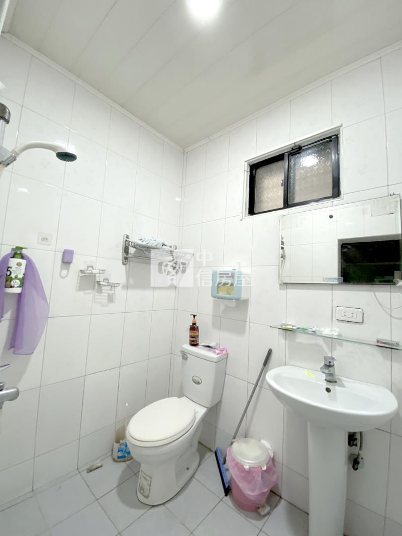 東寶透天厝房屋室內格局與周邊環境