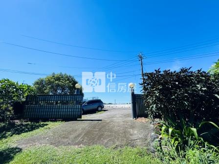 屏東土地-萬巒山景鋼構屋農地房屋室內格局與周邊環境