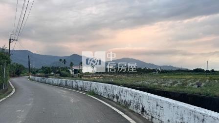 屏東土地-萬巒山景鋼構屋農地房屋室內格局與周邊環境