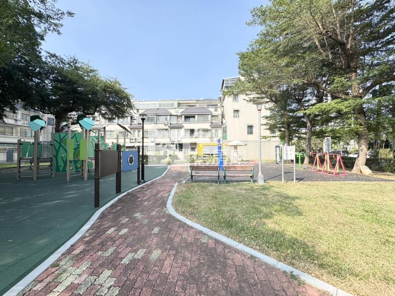 烏日捷運站震後臨路美墅房屋室內格局與周邊環境