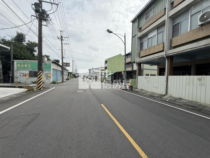 里港市場旁透天店住房屋室內格局與周邊環境