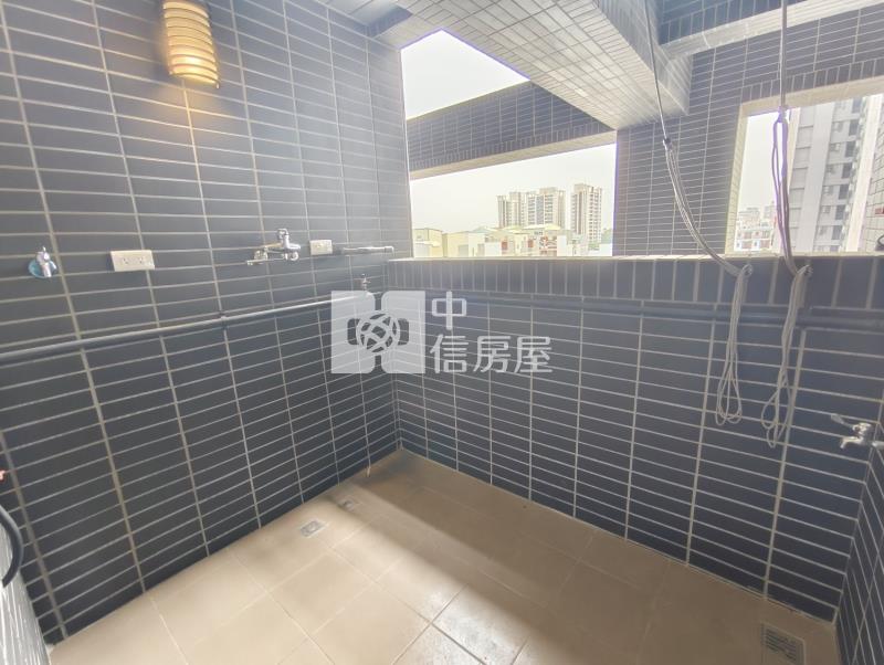 春福年年三房平車我最美麗房屋室內格局與周邊環境