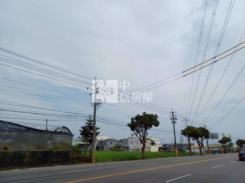 樹人醫專934坪農地房屋室內格局與周邊環境