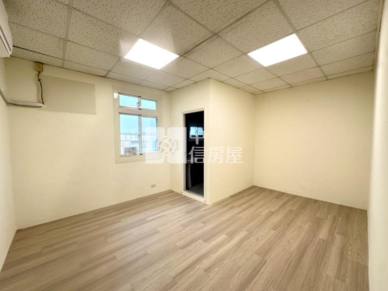 龍潭近804醫院臨路20米前後臨路金透店房屋室內格局與周邊環境