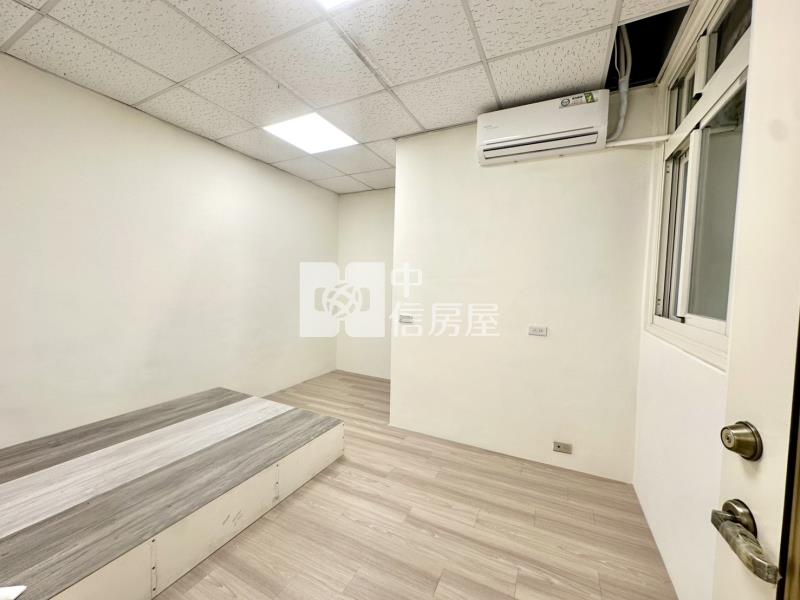 龍潭近804醫院臨路20米前後臨路金透店房屋室內格局與周邊環境