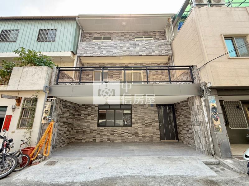 吉峰國小旁七米大面寬全新整理美透天房屋室內格局與周邊環境