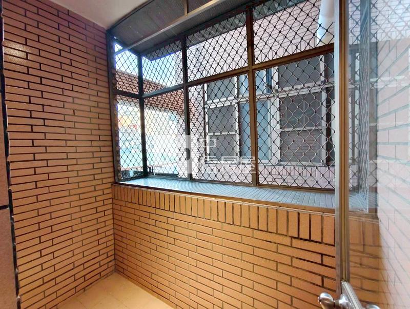 東園學區平車三房房屋室內格局與周邊環境