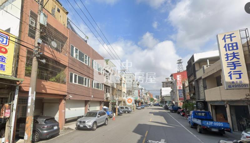 專約*正中正路大地坪透天*8米面寬，有店面效益房屋室內格局與周邊環境