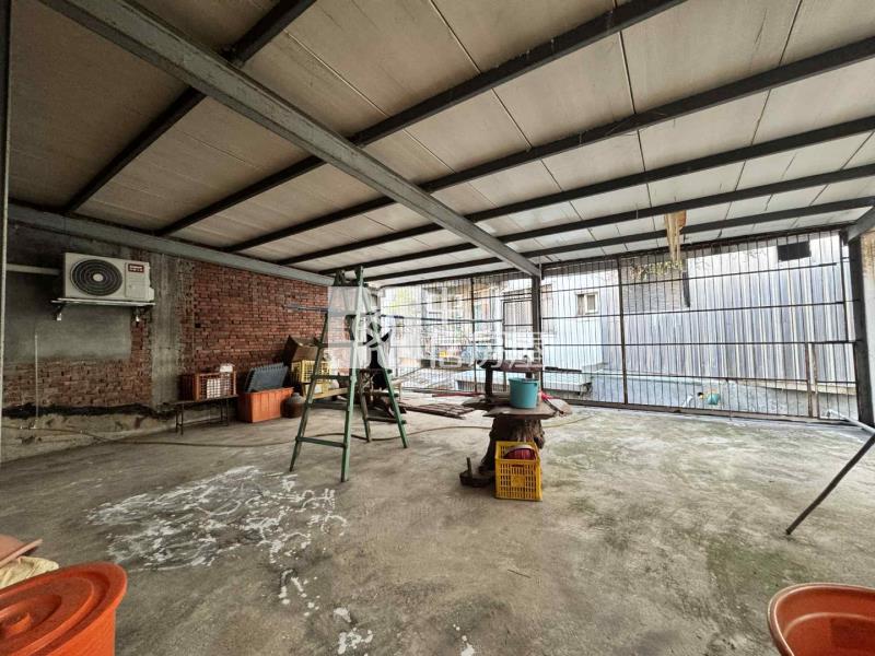 專約*正中正路大地坪透天*8米面寬，有店面效益房屋室內格局與周邊環境