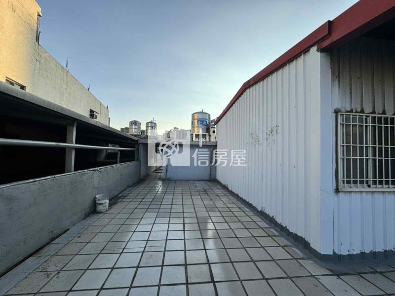 專約*正中正路大地坪透天*8米面寬，有店面效益房屋室內格局與周邊環境