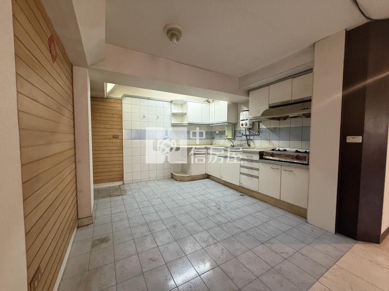 居仁學區｜＂無公設＂電梯三房坪數美宅房屋室內格局與周邊環境