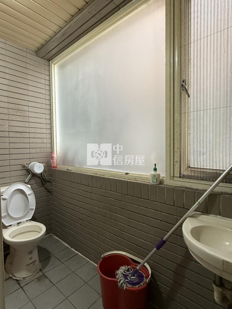 華納社區透天邊間庭院別墅房屋室內格局與周邊環境