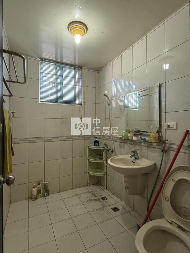華納社區透天邊間庭院別墅房屋室內格局與周邊環境