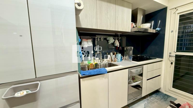 洲際W二房平車精美裝潢戶房屋室內格局與周邊環境