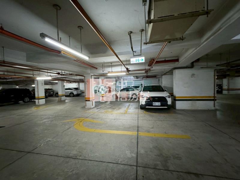 中山醫歌德堡大四房-雙坡平大車位房屋室內格局與周邊環境