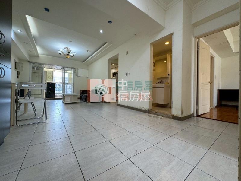 中山醫歌德堡大四房-雙坡平大車位房屋室內格局與周邊環境