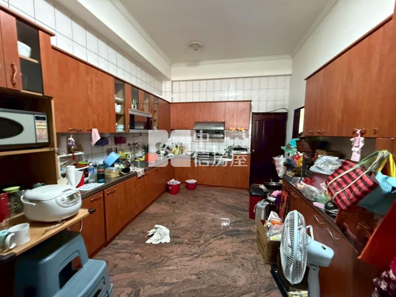 大里仁化雙面臨路三照乙工廠住房屋室內格局與周邊環境
