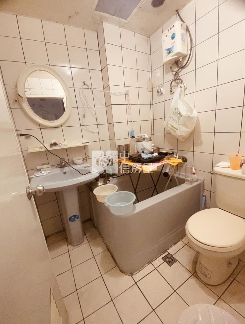 【安家】專任-中壢站前套房房屋室內格局與周邊環境