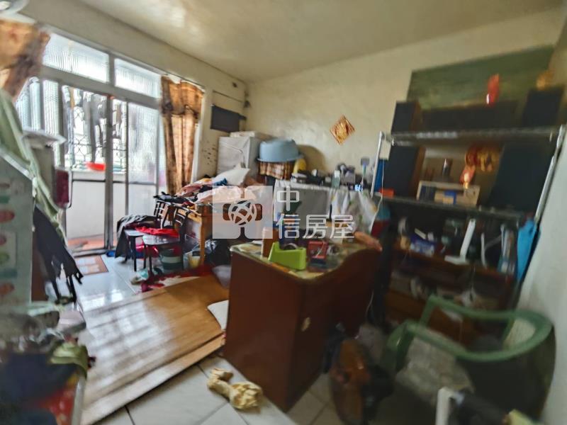 大里立新學區孝親雙車透天房屋室內格局與周邊環境