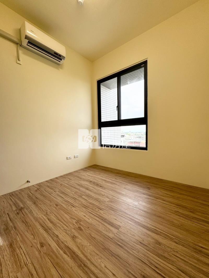 斗南合總君悅三房平車景觀大樓房屋室內格局與周邊環境