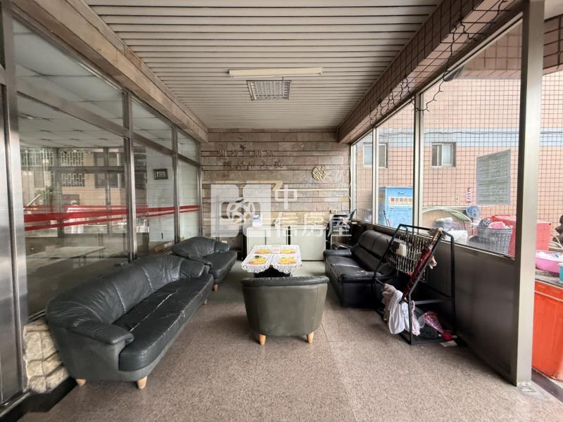 御品名邸三房電寓房屋室內格局與周邊環境