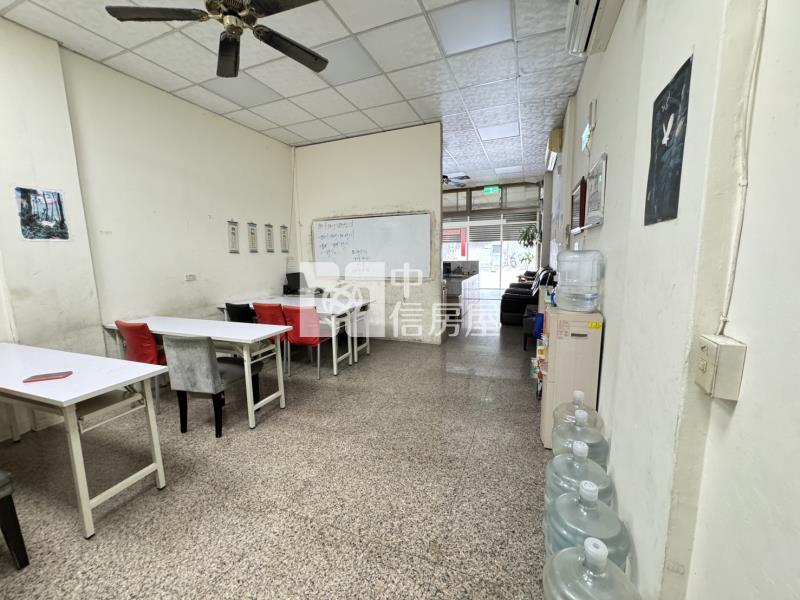 正金陵路透店房屋室內格局與周邊環境