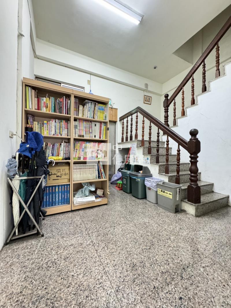 正金陵路透店房屋室內格局與周邊環境