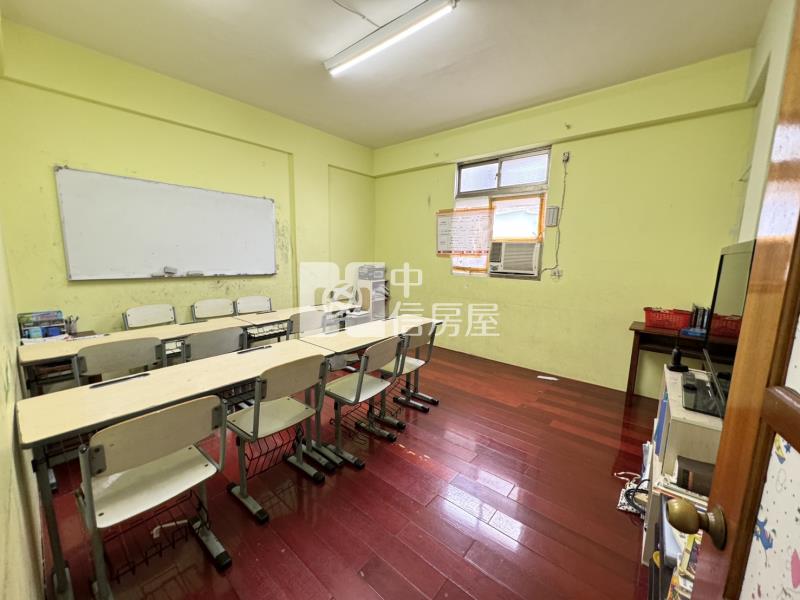 正金陵路透店房屋室內格局與周邊環境