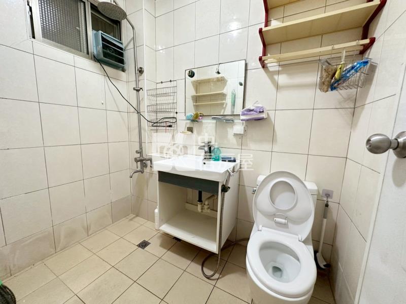 立新學區張三的家低總價三房美屋房屋室內格局與周邊環境