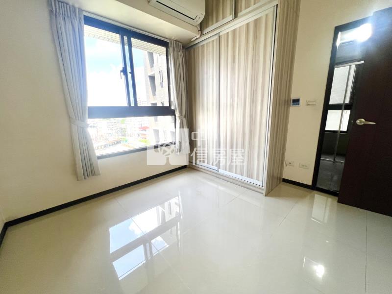 昂峰詠青三房平車視野戶房屋室內格局與周邊環境