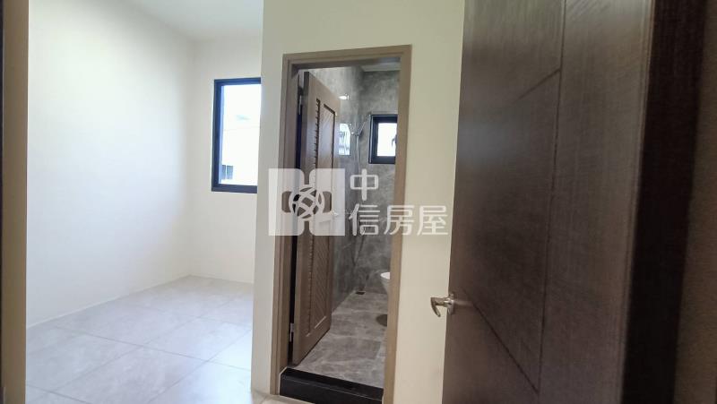 陽明商圈翻新車庫透天房屋室內格局與周邊環境