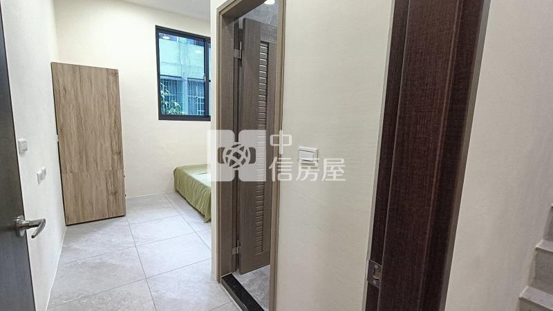 陽明商圈翻新車庫透天房屋室內格局與周邊環境